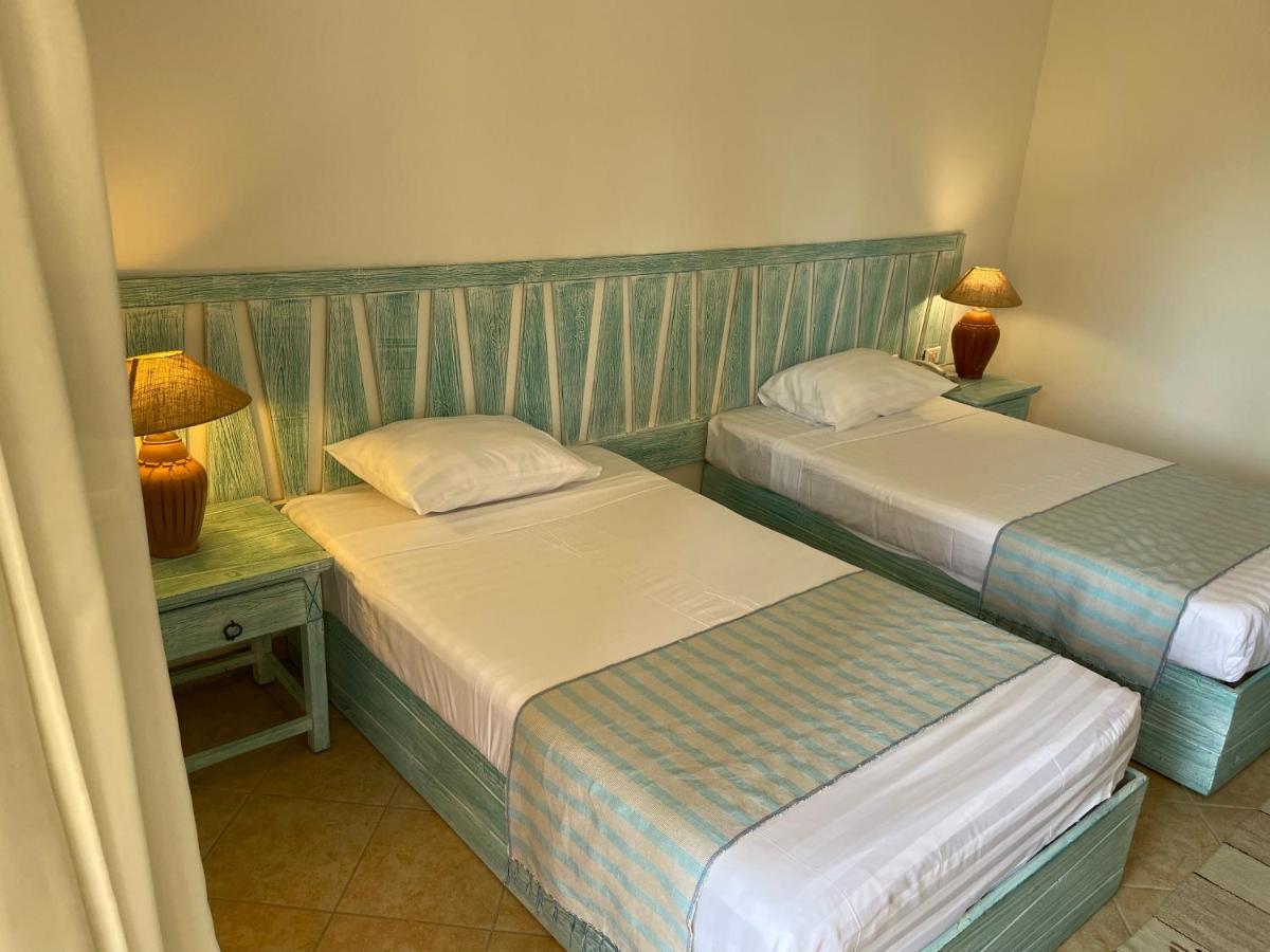 Blue Lagoon View Resort & Spa Marsa Alam Exteriör bild