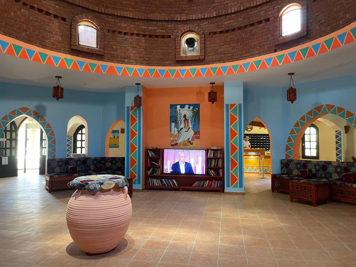 Blue Lagoon View Resort & Spa Marsa Alam Exteriör bild
